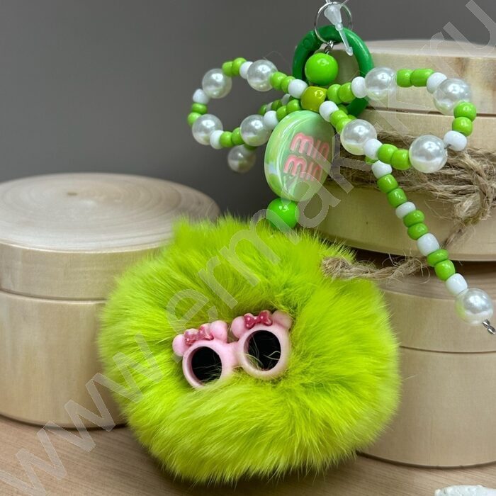 Брелок Шарик с бусами, искусст.мех | Фото 2