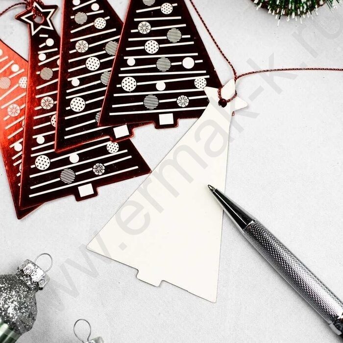 Набор подвесных ярлыков Новогодние красные/для новогодних подарков, из картона с фигурной вырубк | Фото 8