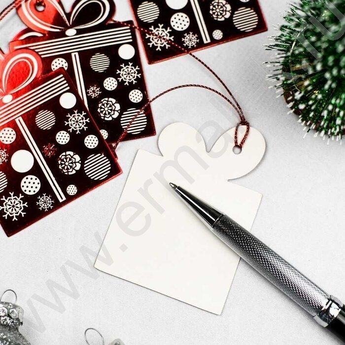Набор подвесных ярлыков Новогодние красные/для новогодних подарков, из картона с фигурной вырубк | Фото 9